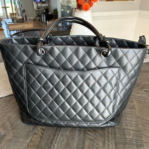 Calfskin Chanel CC logo tote